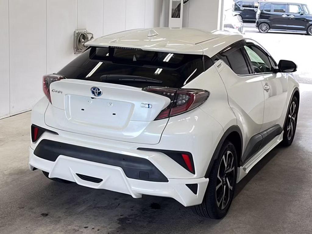 TOYOTA C-HR