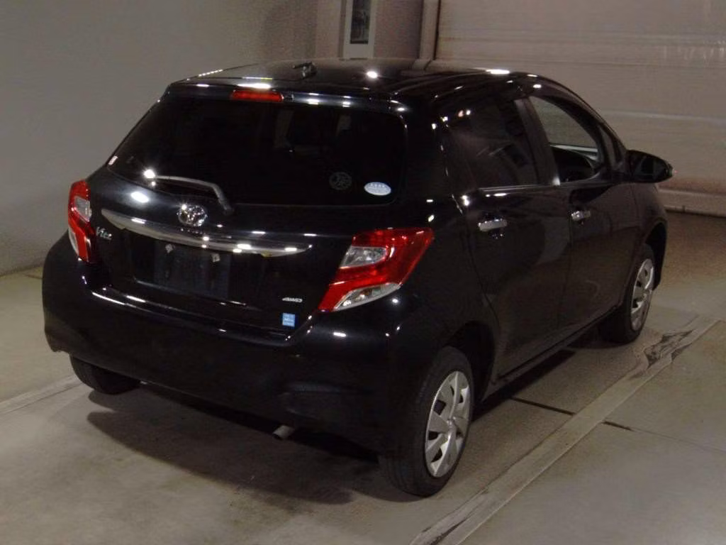 TOYOTA VITZ