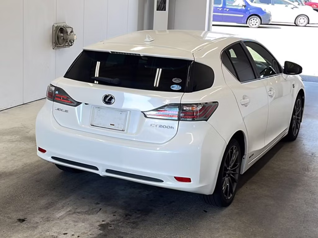 LEXUS CT200H