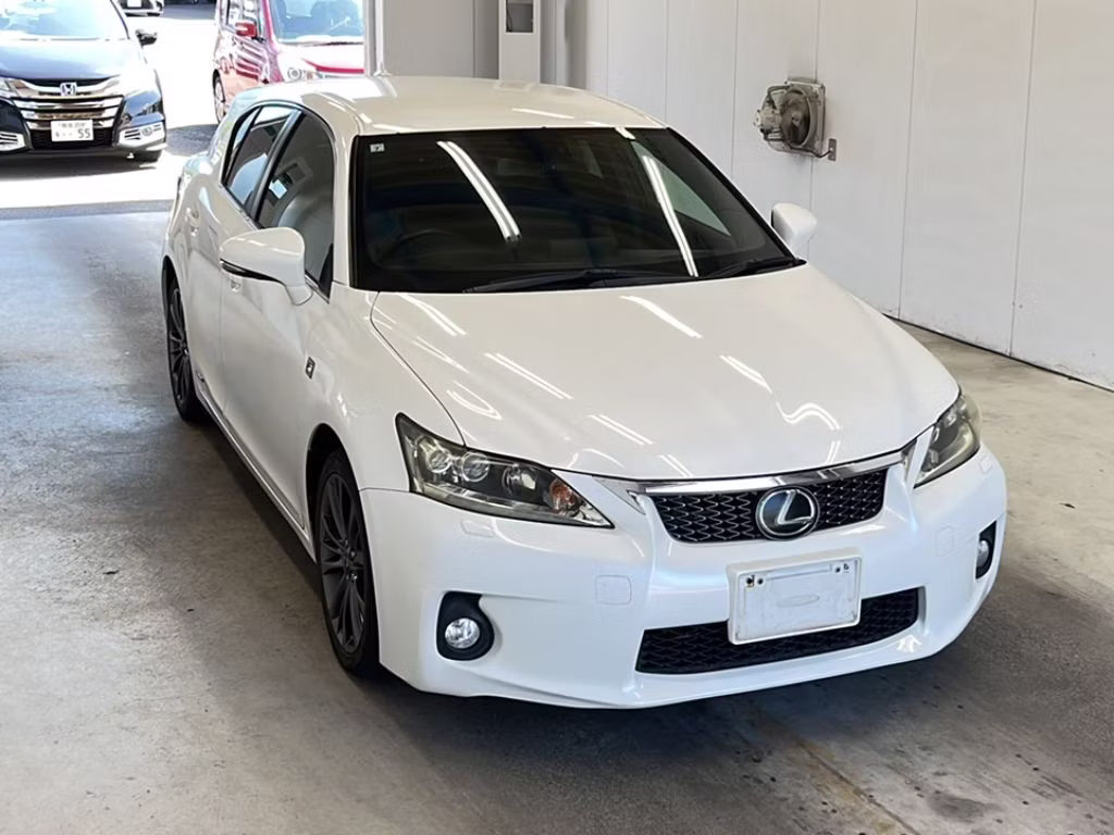 LEXUS CT200H