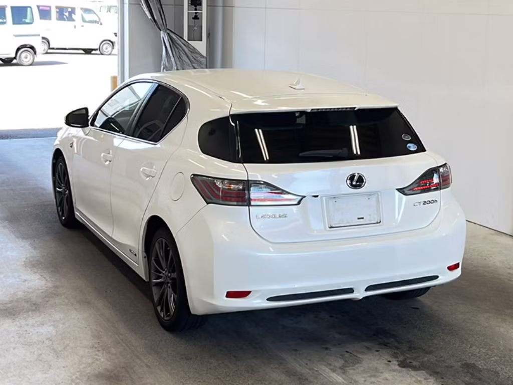 LEXUS CT200H