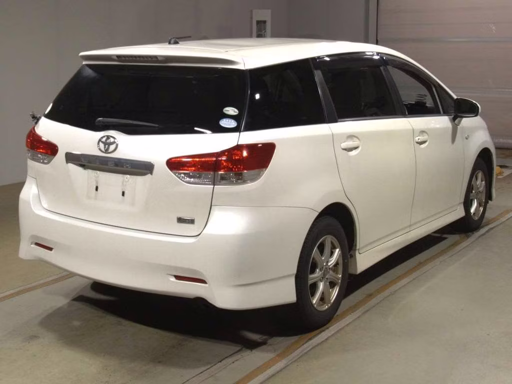 TOYOTA WISH