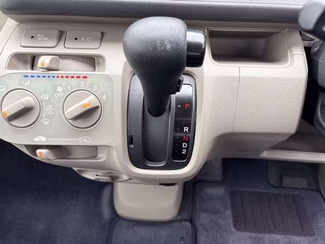 HONDA LIFE