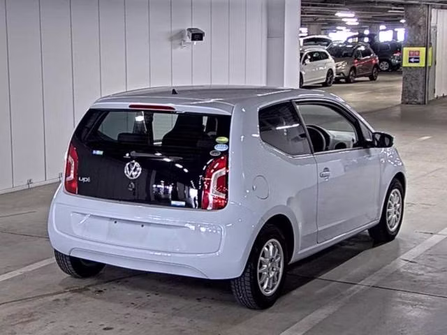 VOLKSWAGEN UP!