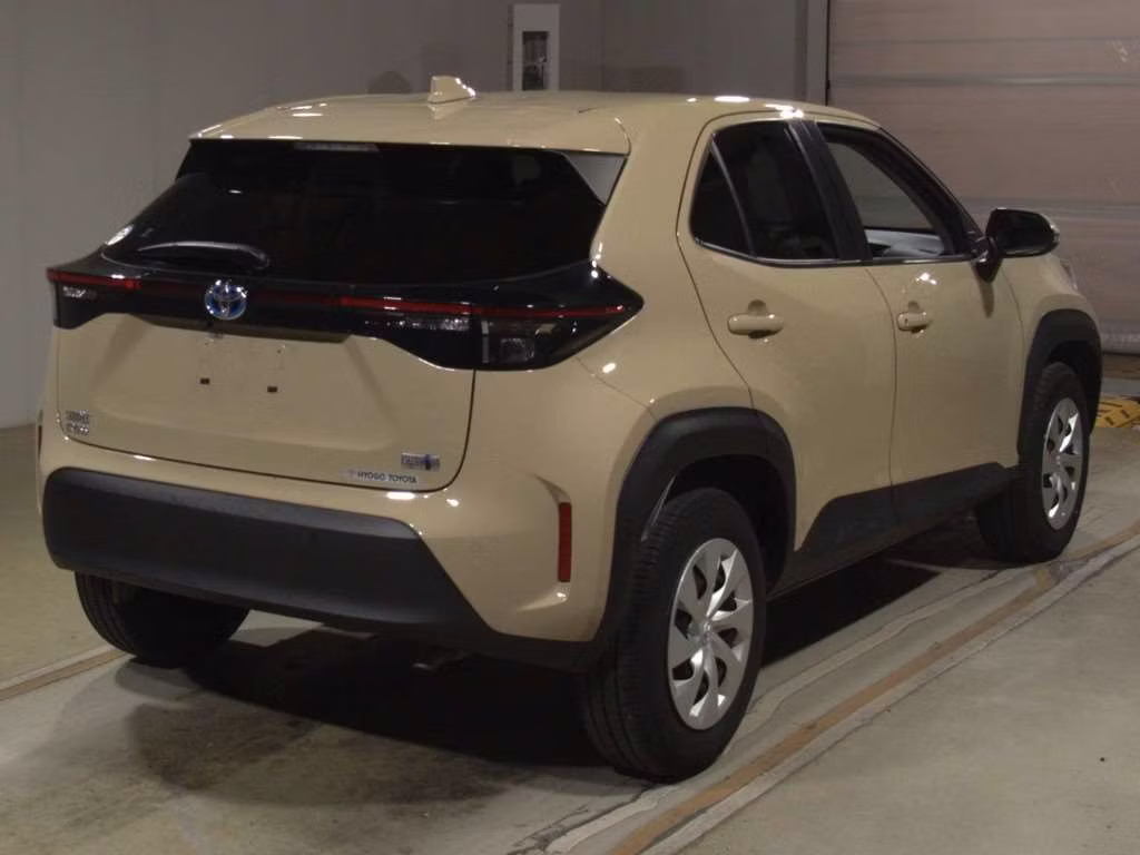 TOYOTA YARIS CROSS