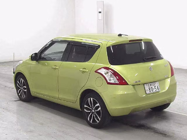 SUZUKI SWIFT