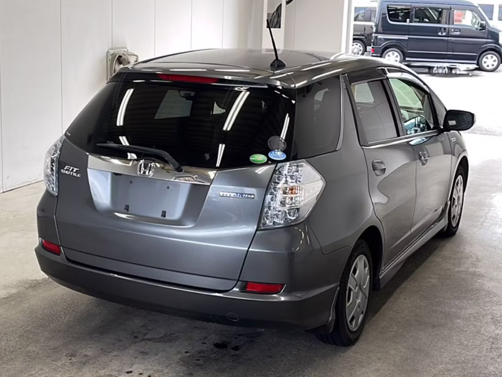 HONDA FIT SHUTTLE