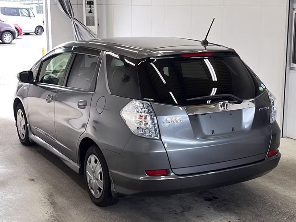 HONDA FIT SHUTTLE