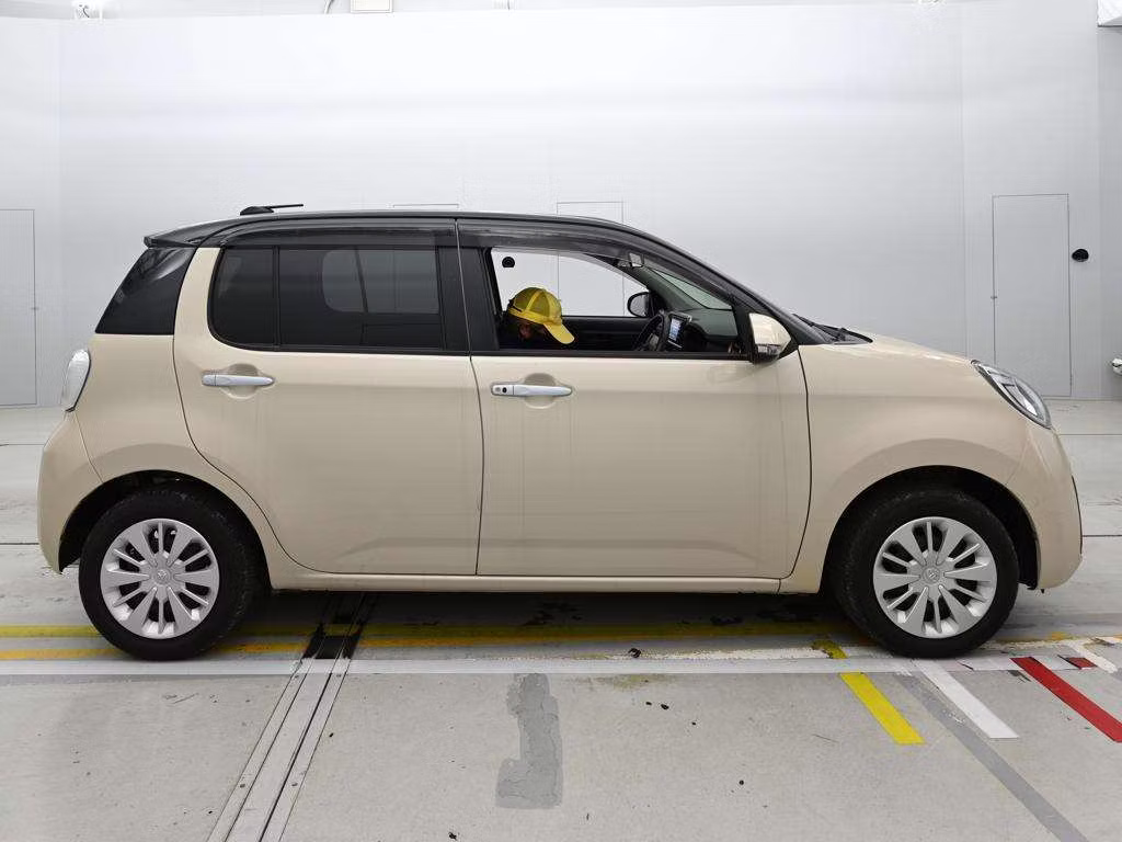 TOYOTA PASSO