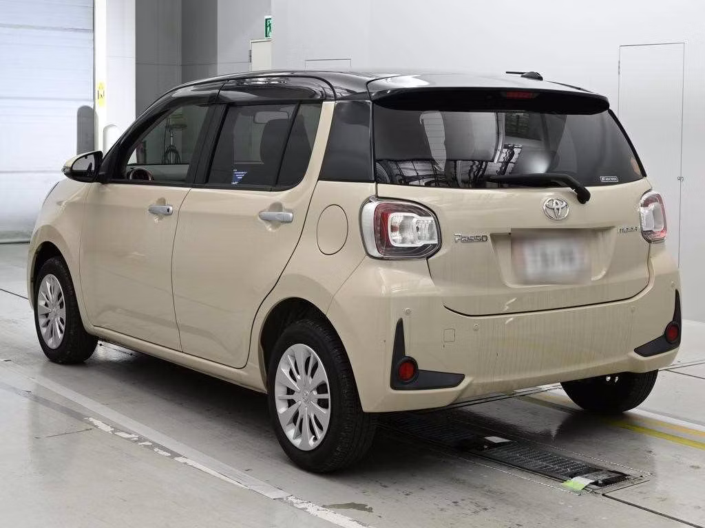 TOYOTA PASSO