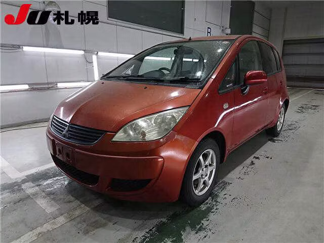 MITSUBISHI COLT