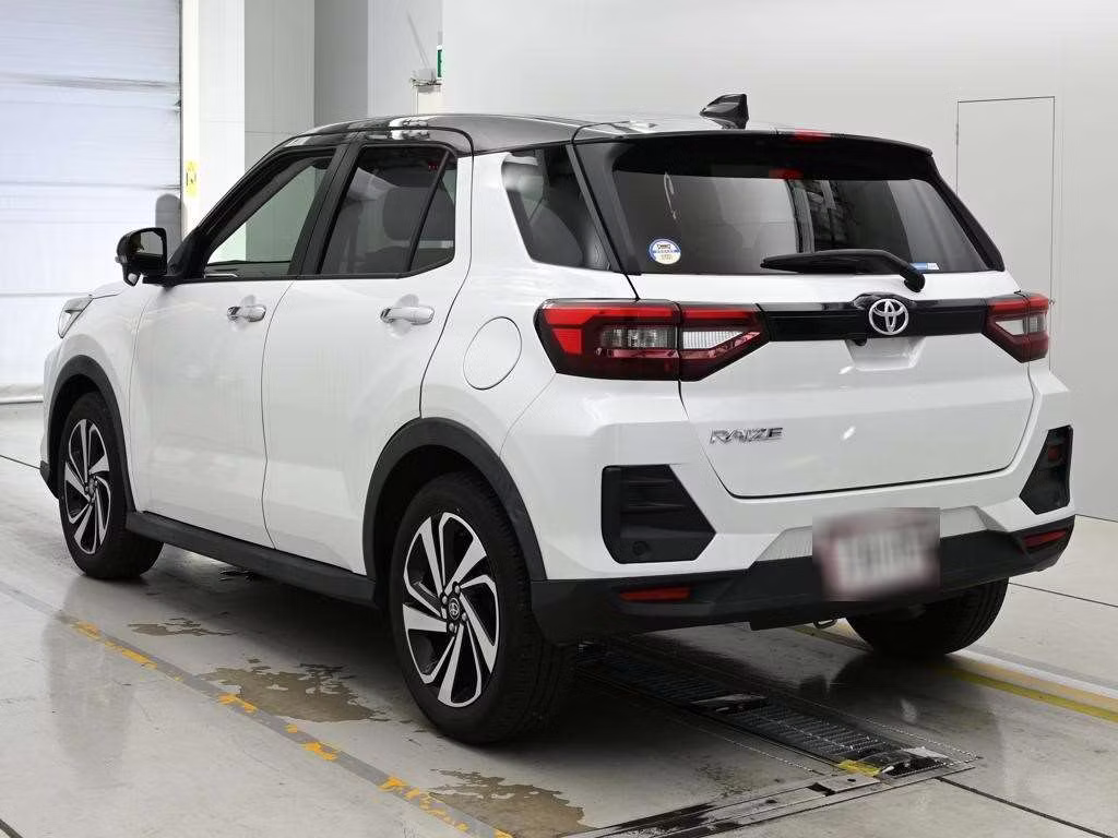 TOYOTA RAIZE