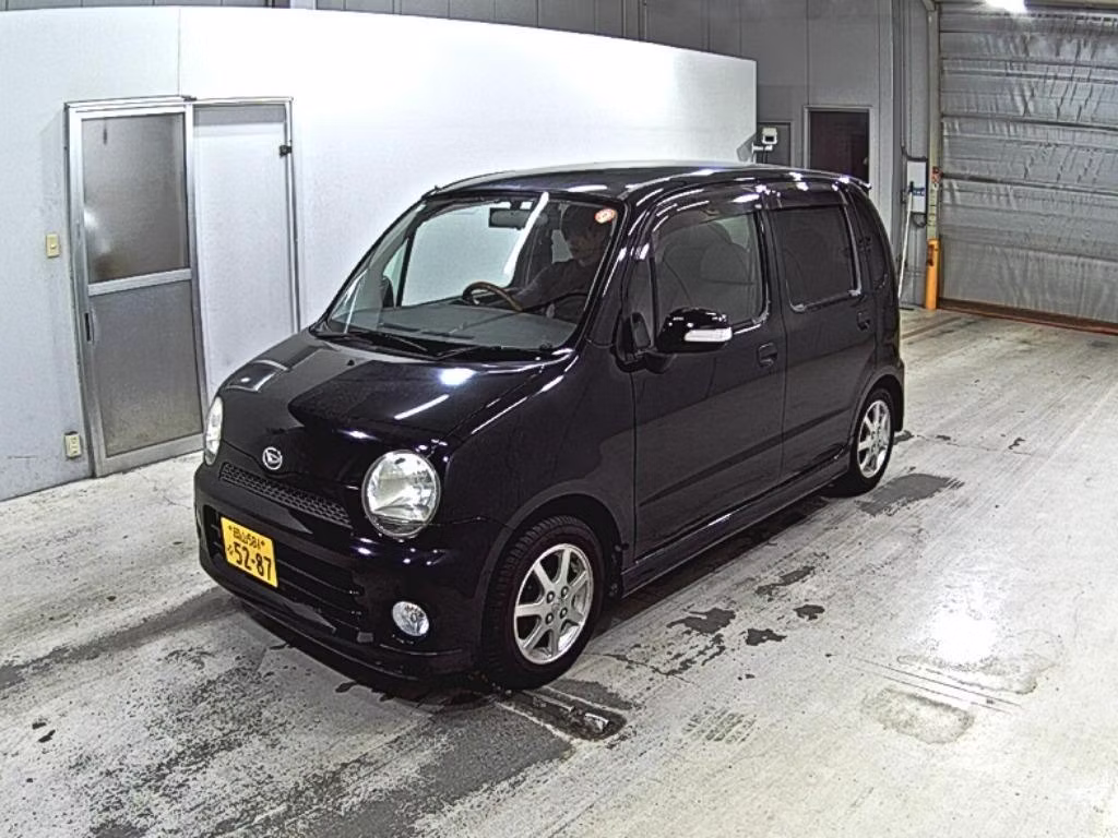 DAIHATSU MOVE LATTE