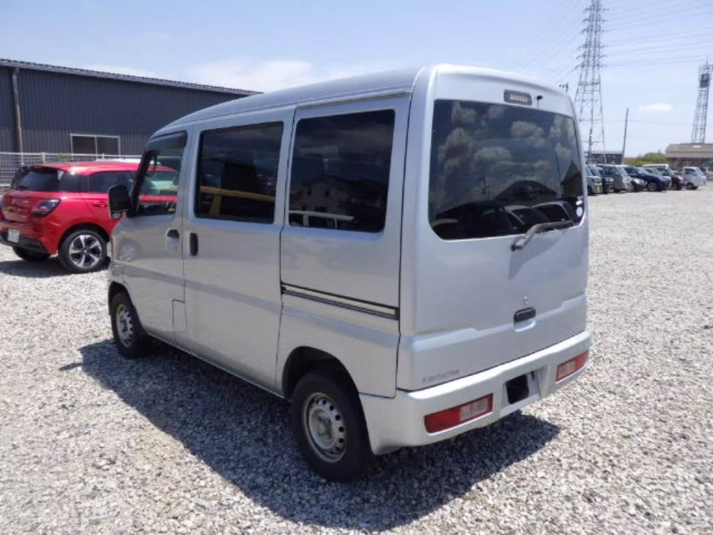 MITSUBISHI MINICAB