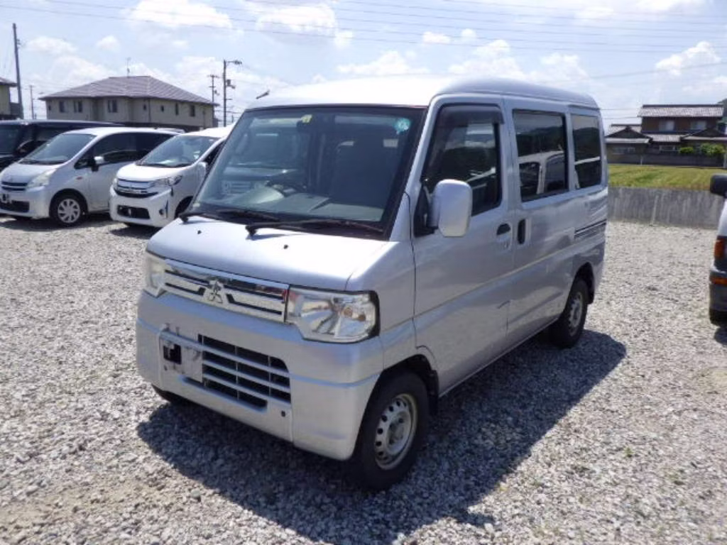MITSUBISHI MINICAB
