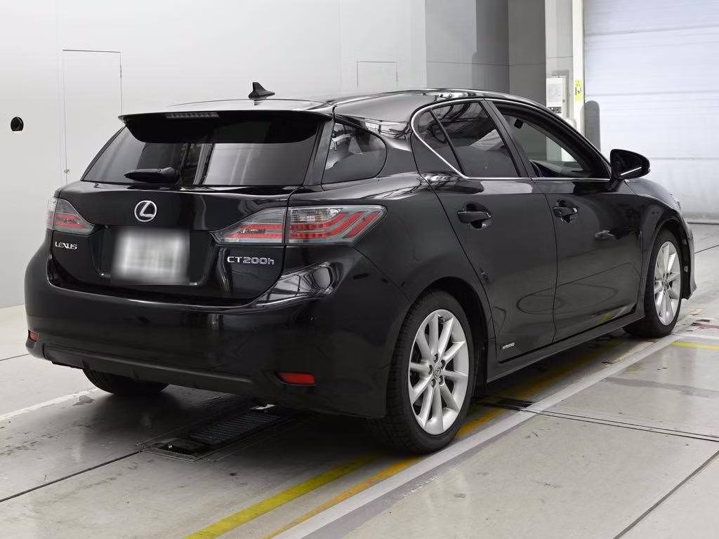 LEXUS CT200H