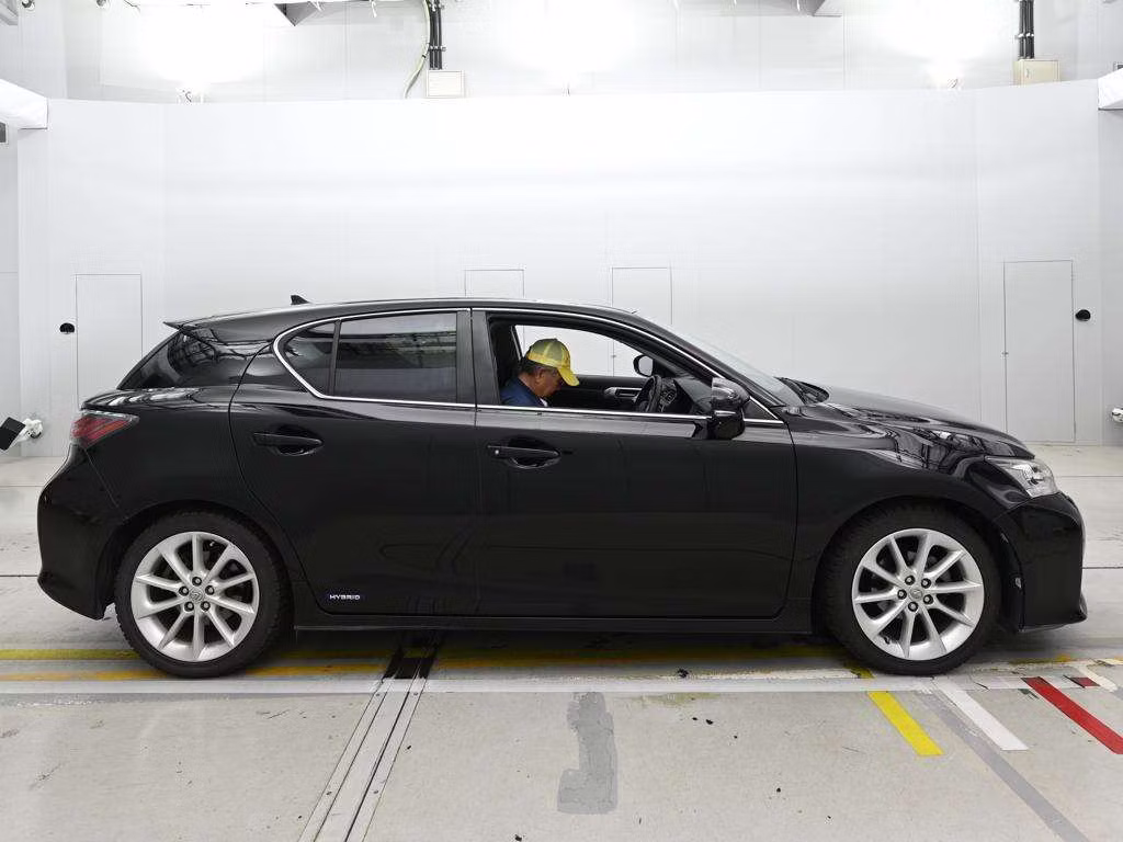 LEXUS CT200H