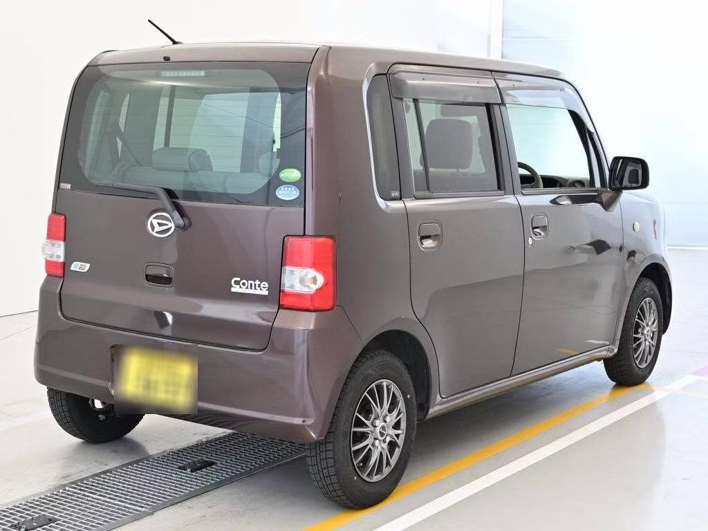 DAIHATSU MOVE CONTE
