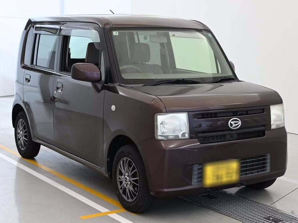 DAIHATSU MOVE CONTE