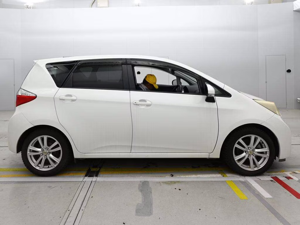 TOYOTA RACTIS