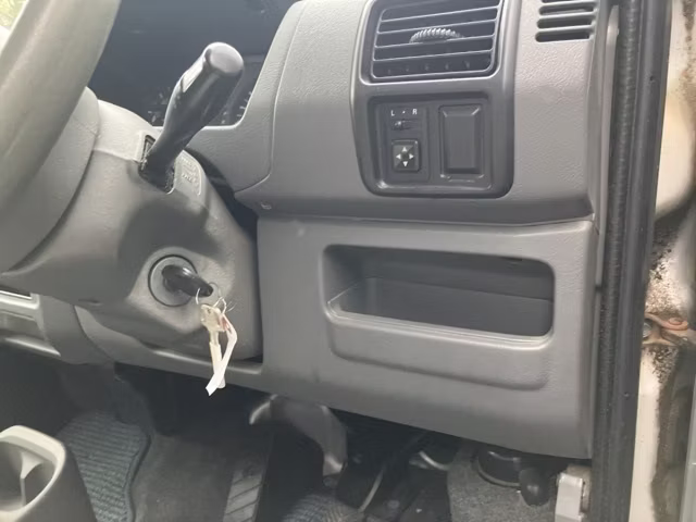 MITSUBISHI TOWN BOX