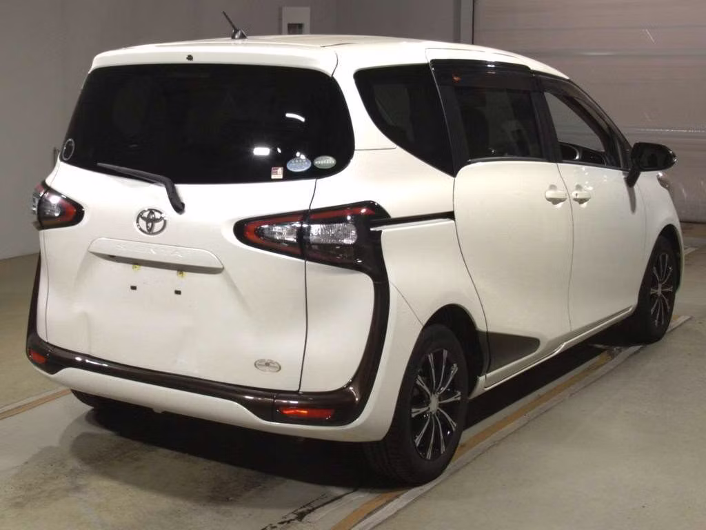 TOYOTA SIENTA
