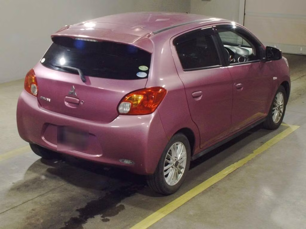 MITSUBISHI MIRAGE