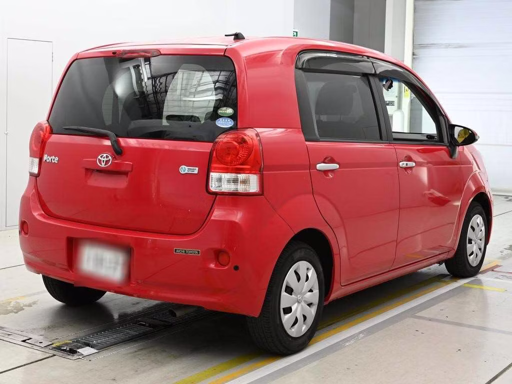 TOYOTA PORTE