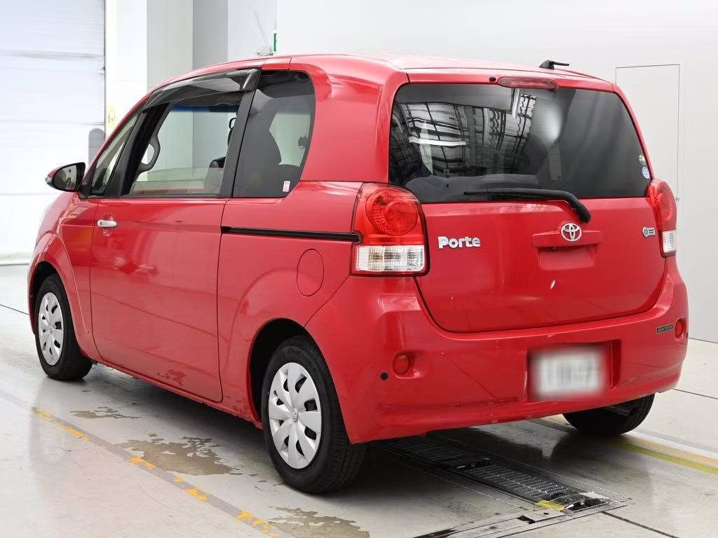 TOYOTA PORTE