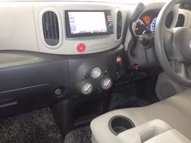 NISSAN CUBE