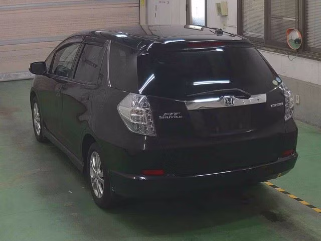 HONDA FIT SHUTTLE