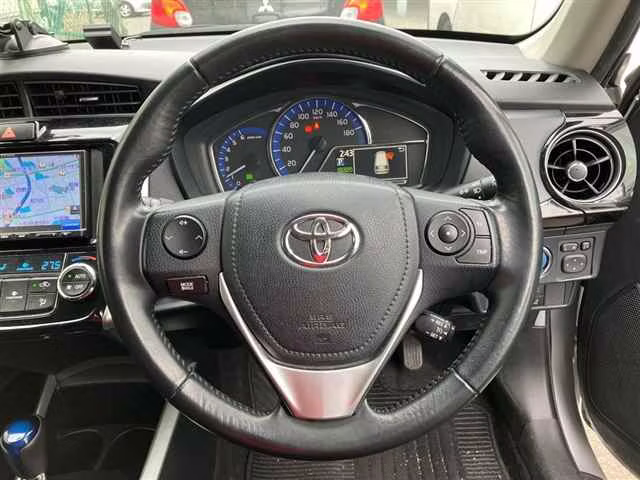 TOYOTA COROLLA FIELDER