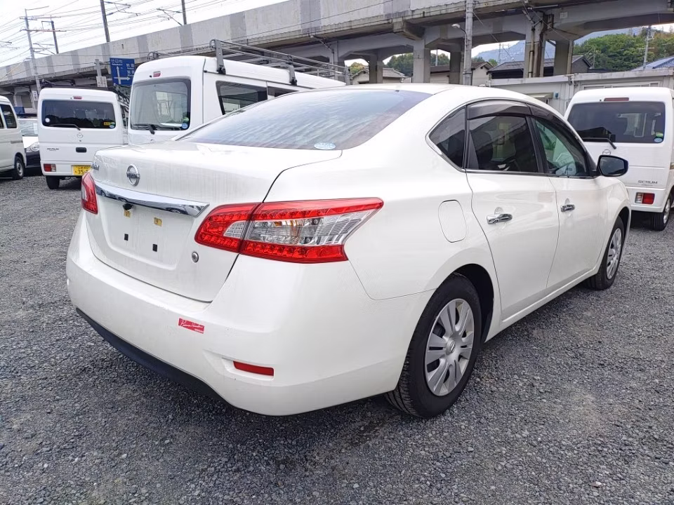 NISSAN SYLPHY