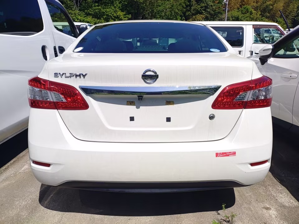 NISSAN SYLPHY