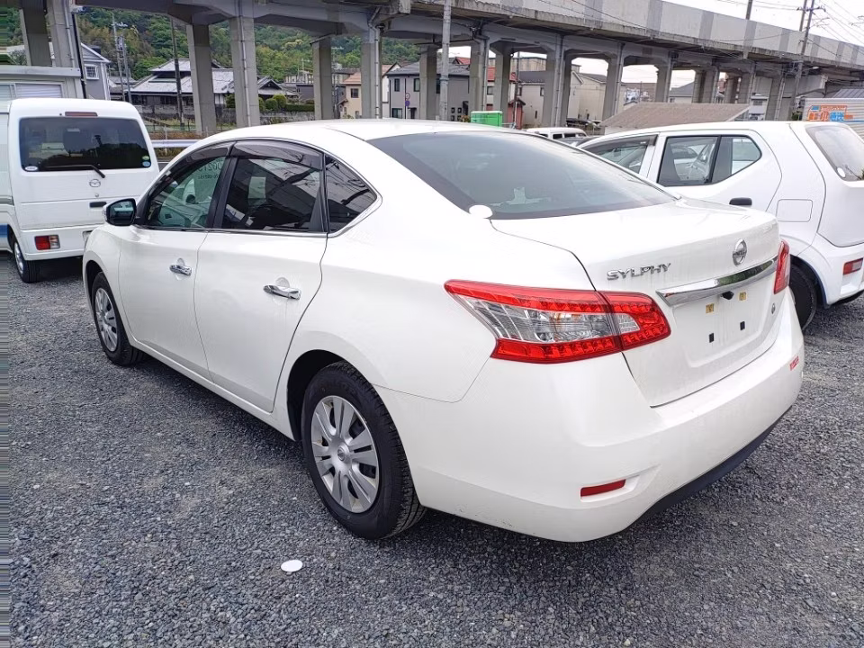 NISSAN SYLPHY