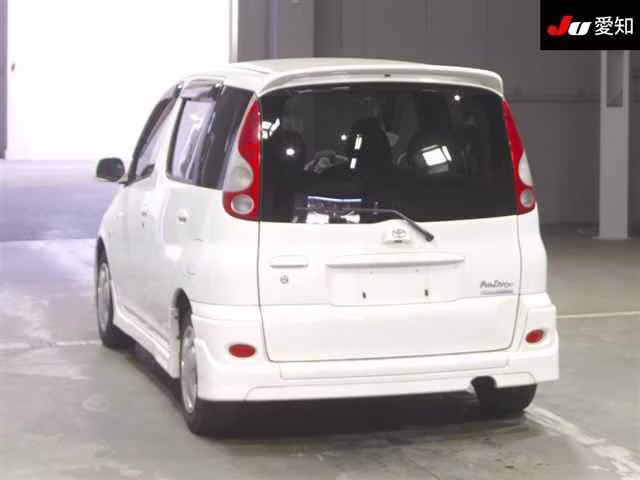 TOYOTA FUNCARGO