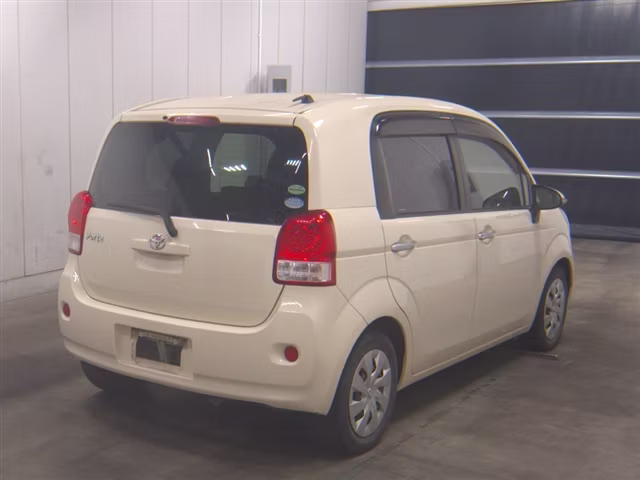 TOYOTA PORTE