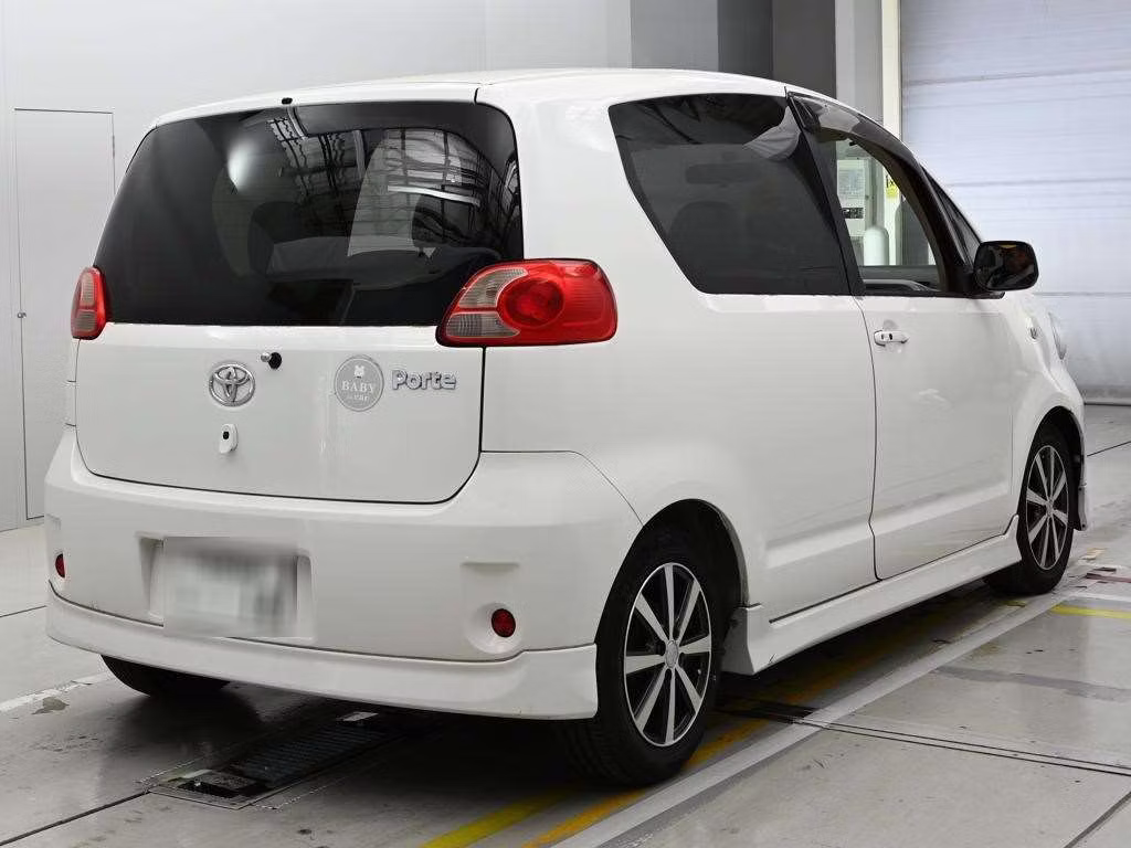 TOYOTA PORTE