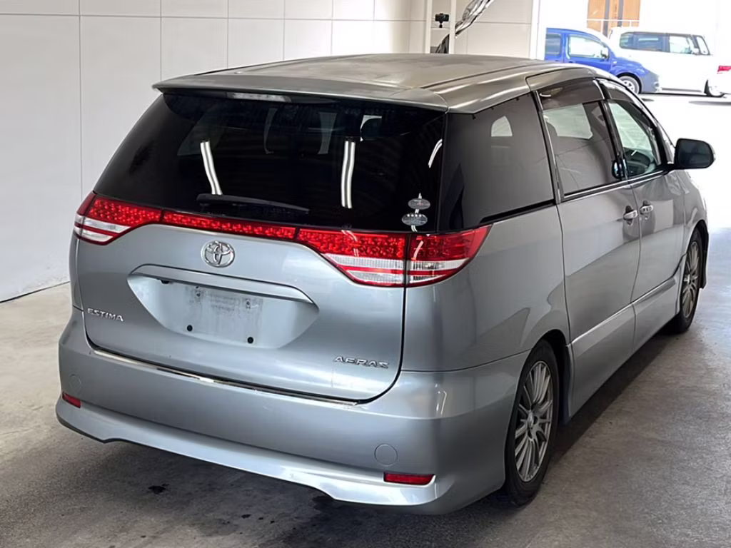 TOYOTA ESTIMA