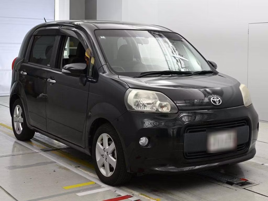 TOYOTA PORTE