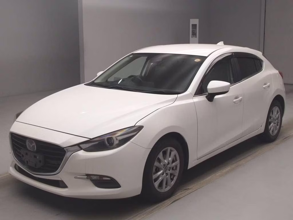 MAZDA AXELA