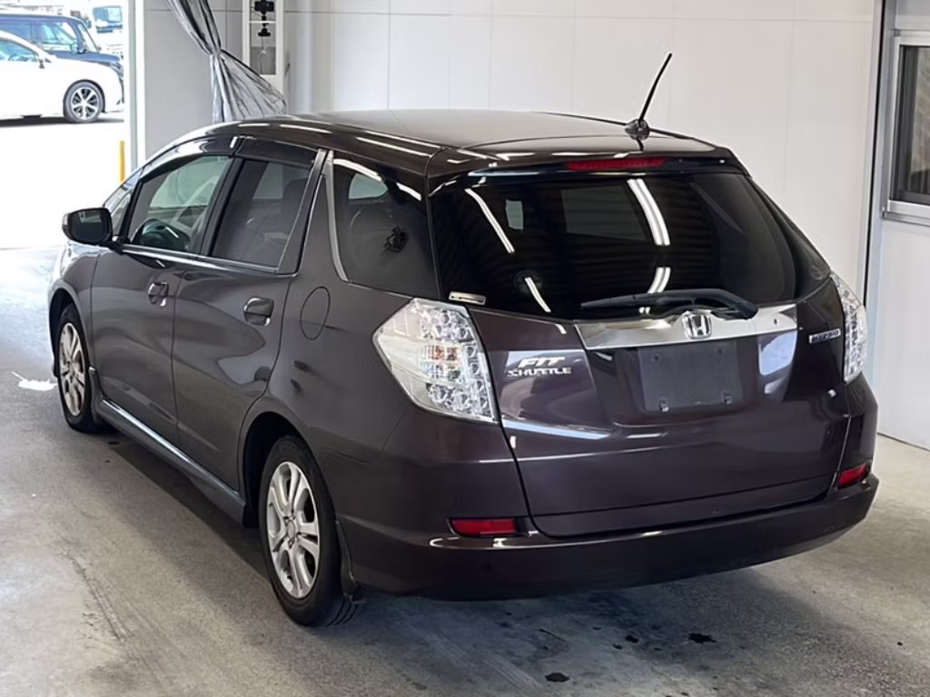 HONDA FIT SHUTTLE