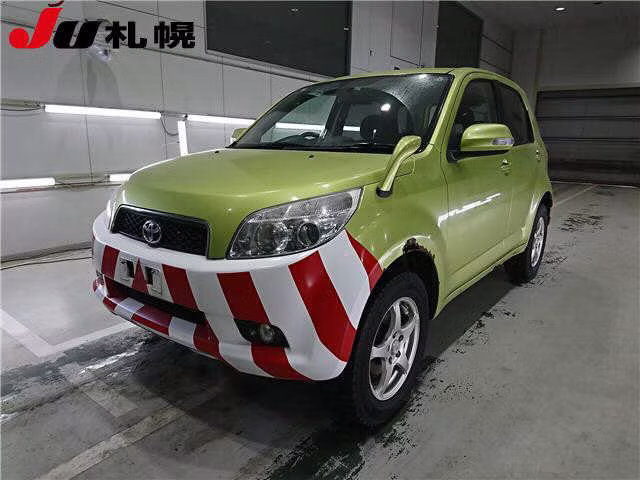 TOYOTA RUSH