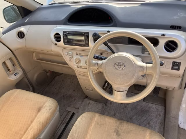TOYOTA PORTE
