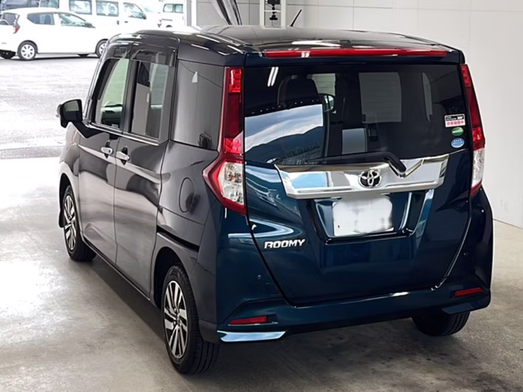 TOYOTA ROOMY