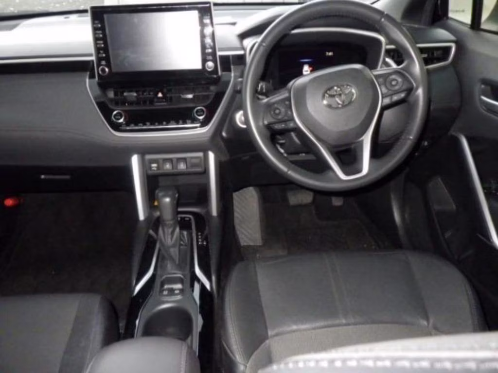 TOYOTA COROLLA CROSS