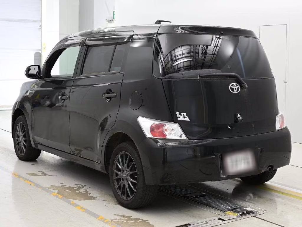 TOYOTA BB