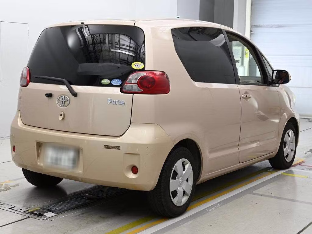 TOYOTA PORTE