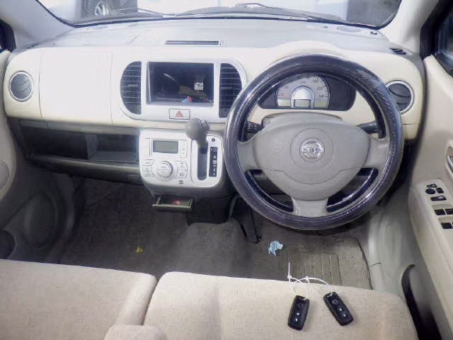 NISSAN MOCO
