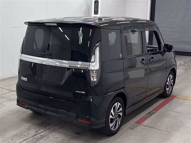 MITSUBISHI DELICA D:2